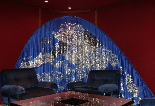 Unique location house with a variety of different backdrops to suit any kind of shoot. NB- props and decor can change in here so check in with us.