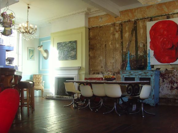 Unique location house with a variety of different backdrops to suit any kind of shoot. NB- props and decor can change in here so check in with us.