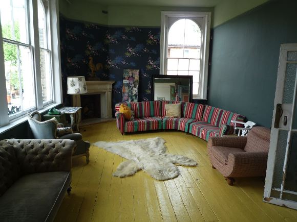 Unique location house with a variety of different backdrops to suit any kind of shoot. NB- props and decor can change in here so check in with us.