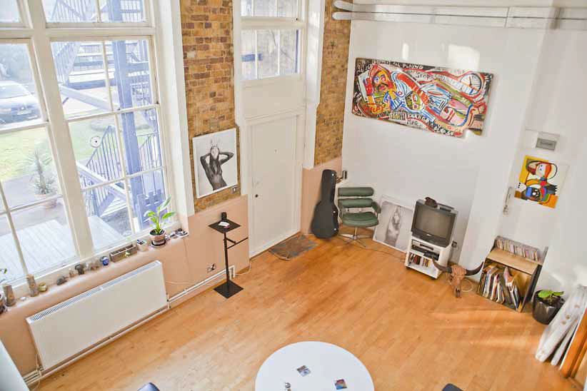 Loft set on the ground floor of a beautiful old Victorian school conversion.