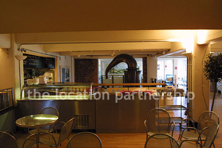 Canteen, restaurant with converted warehouse atmosphere
