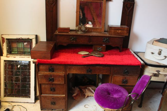 Warehouse conversion flat. Testament to the wonderful world of kitch!