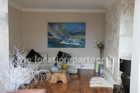 Unusual modern sitting room / conservatory