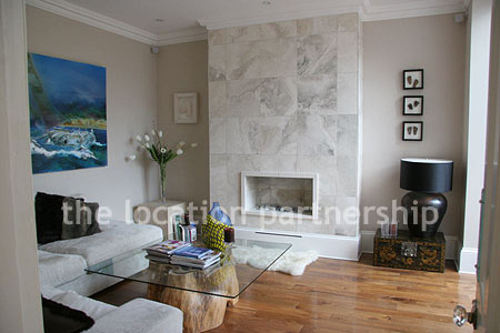 Unusual modern sitting room / conservatory