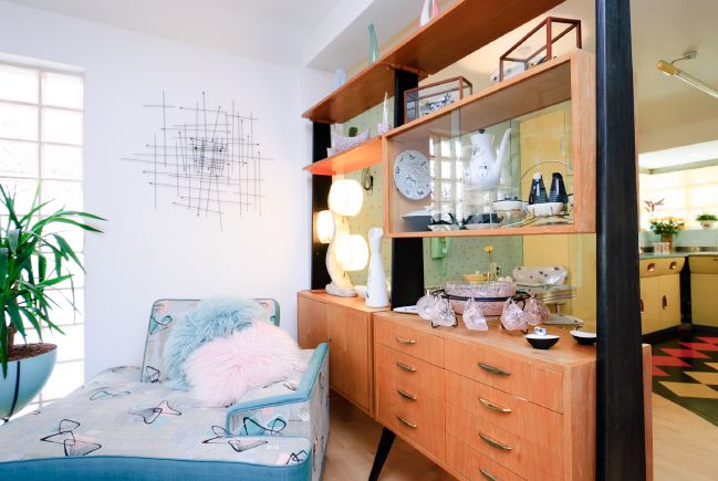 Pre-war bungalow renovated to give a Californian mid century Modern feel. The furnishings, fittings and decor are all authentic 40's. 50's. There is a large front and rear garden and long private driveway.