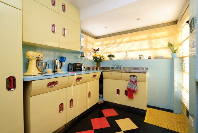 Pre-war bungalow renovated to give a Californian mid century Modern feel. The furnishings, fittings and decor are all authentic 40's. 50's. There is a large front and rear garden and long private driveway.
