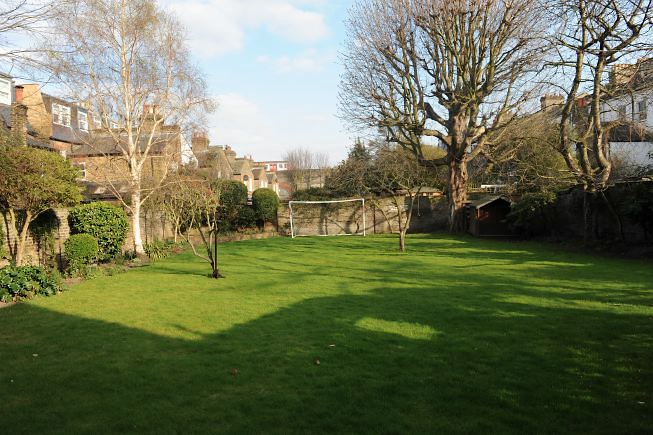 Large well tended family garden.