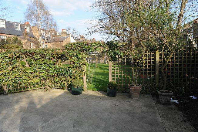 Large well tended family garden.