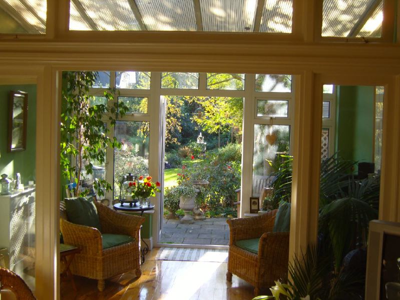 Lovely garden flat in a Victorian red brick house with a conservatory looking into a mature garden