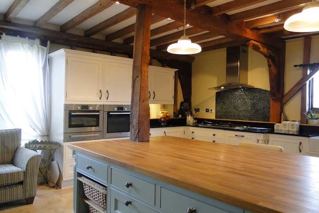 18th Century barn conversion with lovely views of fields.