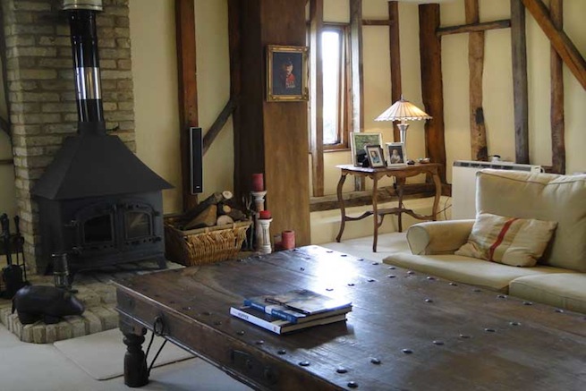 18th Century barn conversion with lovely views of fields.