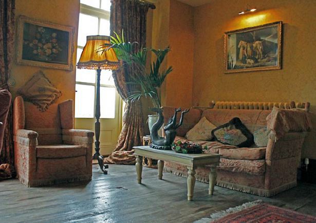 Really characterful conversion with lots of space and great period details.