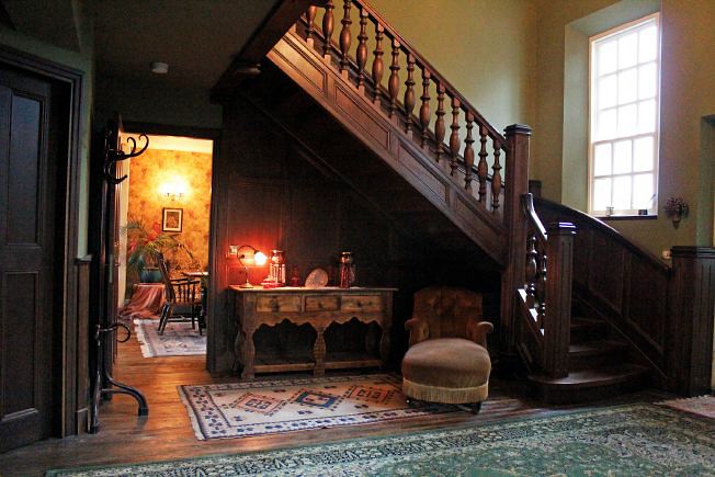 Really characterful conversion with lots of space and great period details.