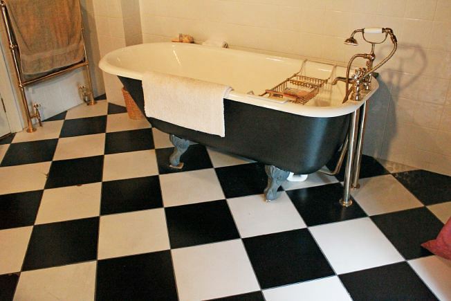 Really characterful conversion with lots of space and great period details.