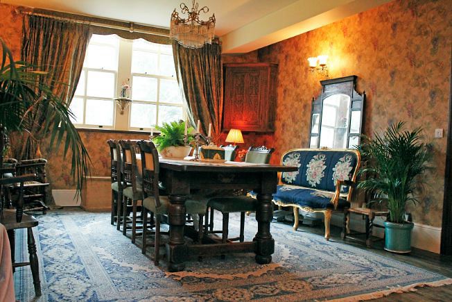 Really characterful conversion with lots of space and great period details.