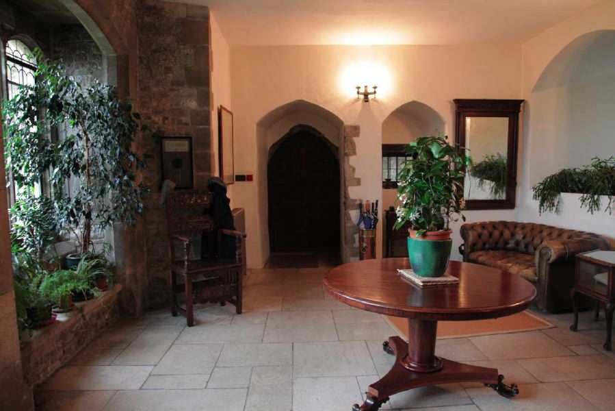 Sitting room and anti-room with stone mullion windows in a beautiful Castle
