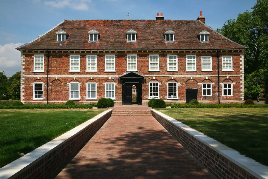 Topiary gardens, rose gardens, formal gardens and parkland around a Medieval Manor House