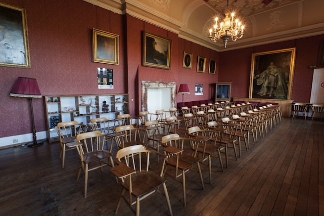 A converted Jacobean mansion house with amazing facilities including music, film and dance studios, retro diner, halls and conference rooms. The house also sleeps up to 87.