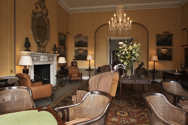 One of the oldest private members clubs in the UK, this location has an elegant suite of rooms, a unique town house with a beautiful walled and private garden.