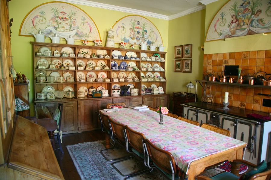 Kitchen with a retro, period atmosphere in a large country house, just an hour from Central London