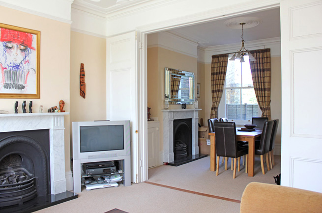 Victorian House built in 1894 directly opposite a common and around 5 minutes walk from Victoria Park.