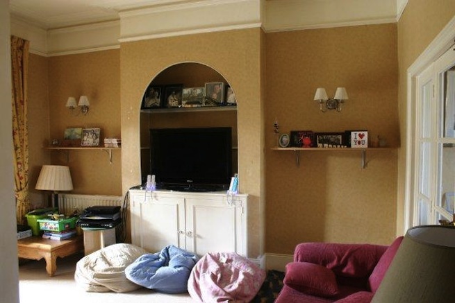 Detached Victorian house with lovely garden.  It remains virtually untouched from original build.