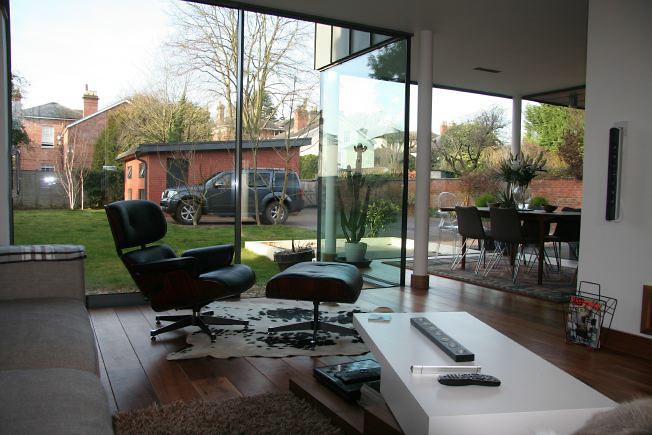 Architect designed 5 bed detached modern house.