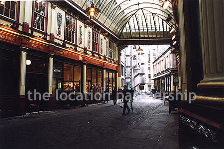Covered permanent market in central London