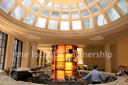 This styish restaurant / bar is generally only available at the weekends.