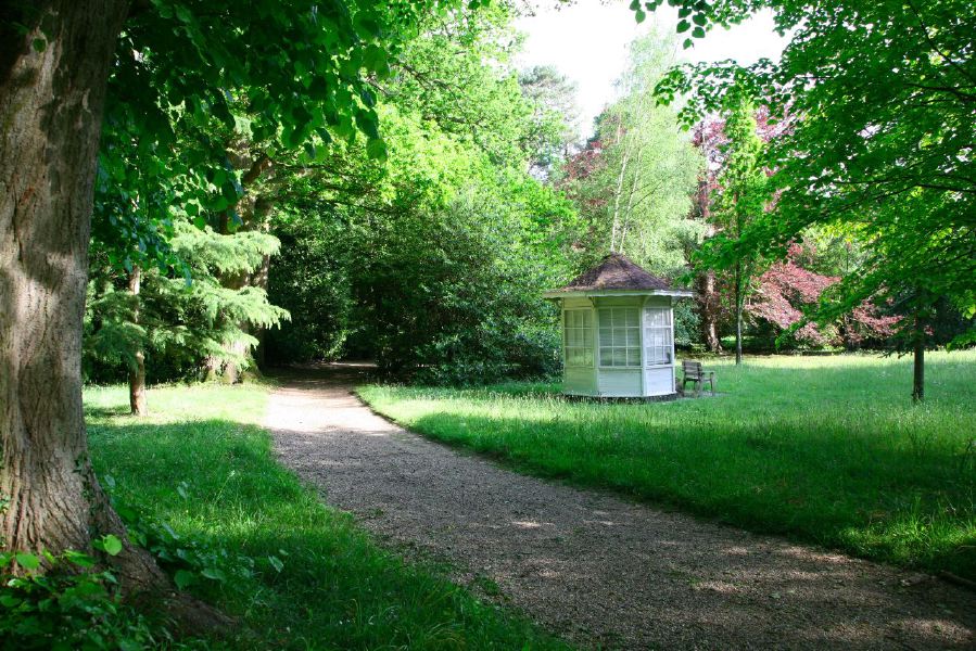 Lovely country house garden looking over a ha-ha at the surrounding countryside, within about 1 hour of Central London and easily accessible by the M4 or M40