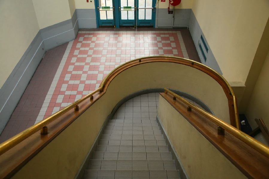 30's staircase
