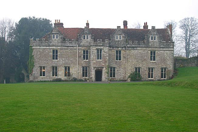 Beautiful Manor House with stunning views over the surrounding countryside. Approximately 45 miles from Central London