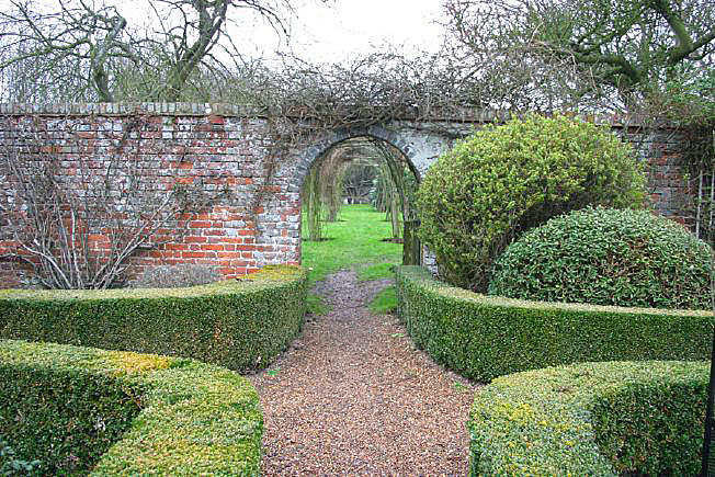 Beautiful Manor House with stunning views over the surrounding countryside. Approximately 45 miles from Central London