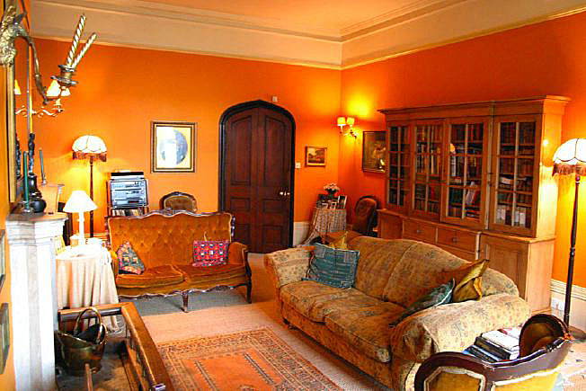 Beautiful Manor House with stunning views over the surrounding countryside. Approximately 45 miles from Central London