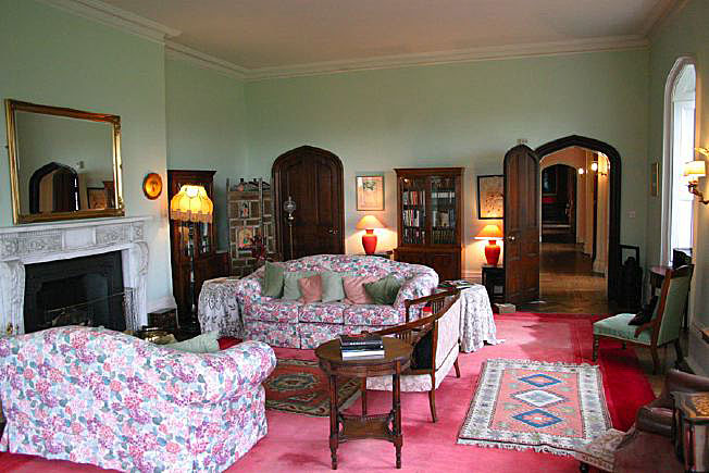 Beautiful Manor House with stunning views over the surrounding countryside. Approximately 45 miles from Central London