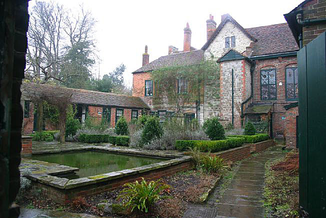 Beautiful Manor House with stunning views over the surrounding countryside. Approximately 45 miles from Central London
