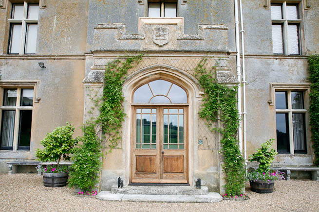 Large grounds on historic country estate, parts of which date back to mid-sixteenth century. NOTE: Noise from nearby main road