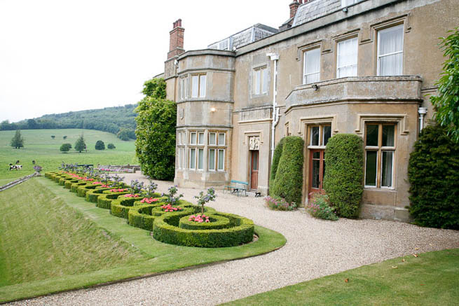 Large grounds on historic country estate, parts of which date back to mid-sixteenth century. NOTE: Noise from nearby main road