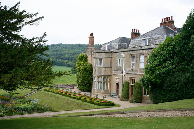 Large grounds on historic country estate, parts of which date back to mid-sixteenth century. NOTE: Noise from nearby main road