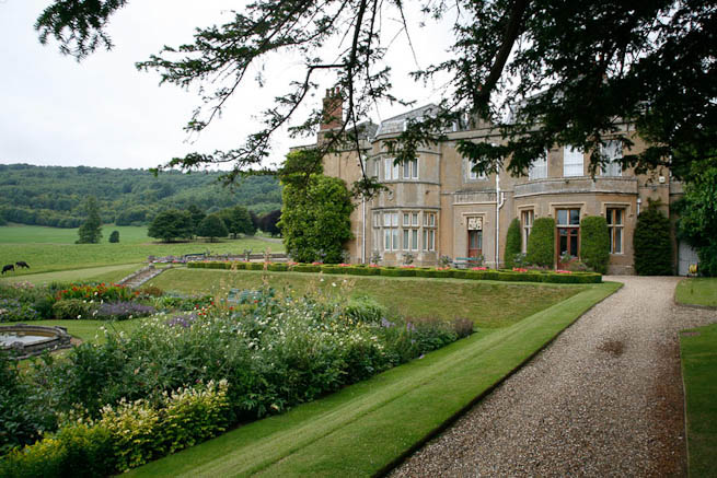 Large grounds on historic country estate, parts of which date back to mid-sixteenth century. NOTE: Noise from nearby main road
