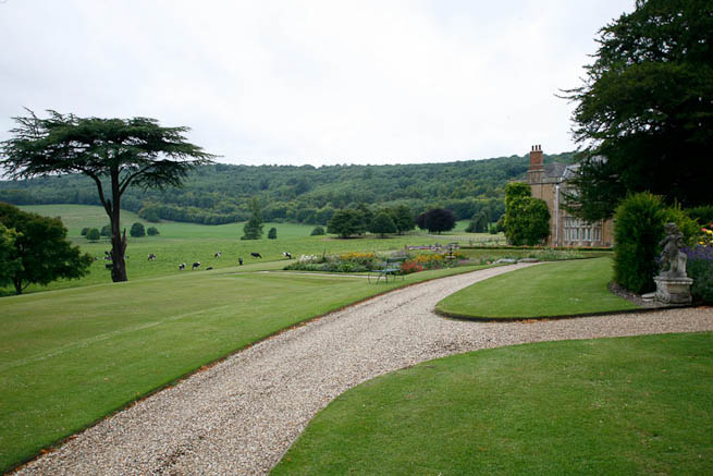 Large grounds on historic country estate, parts of which date back to mid-sixteenth century. NOTE: Noise from nearby main road
