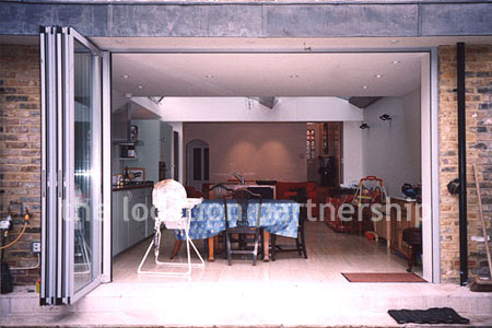 Modern kitchen/ diner in SW London
