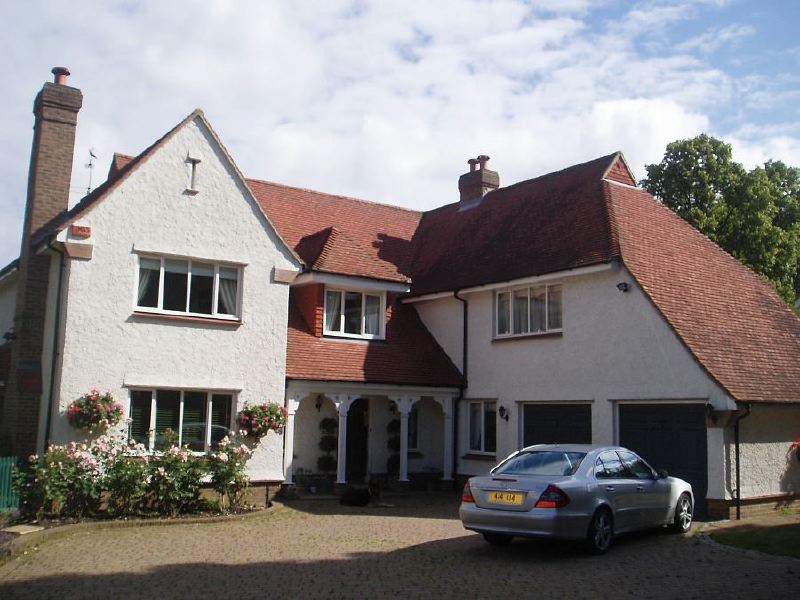Large detached house in an absolutely beautiful garden: Location ...