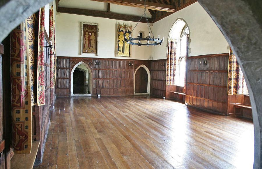 baronial hall